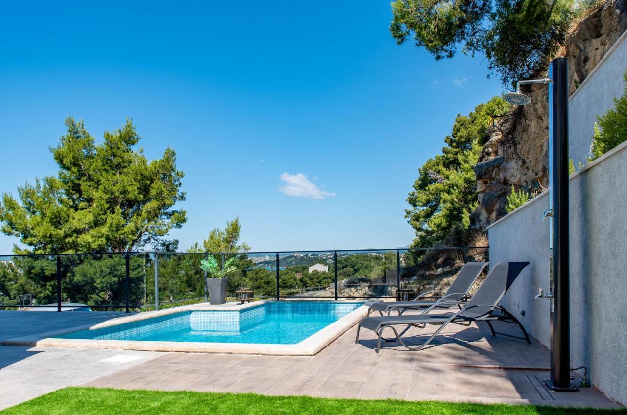 Lion'S Beach Apartment Podstrana Bagian luar foto