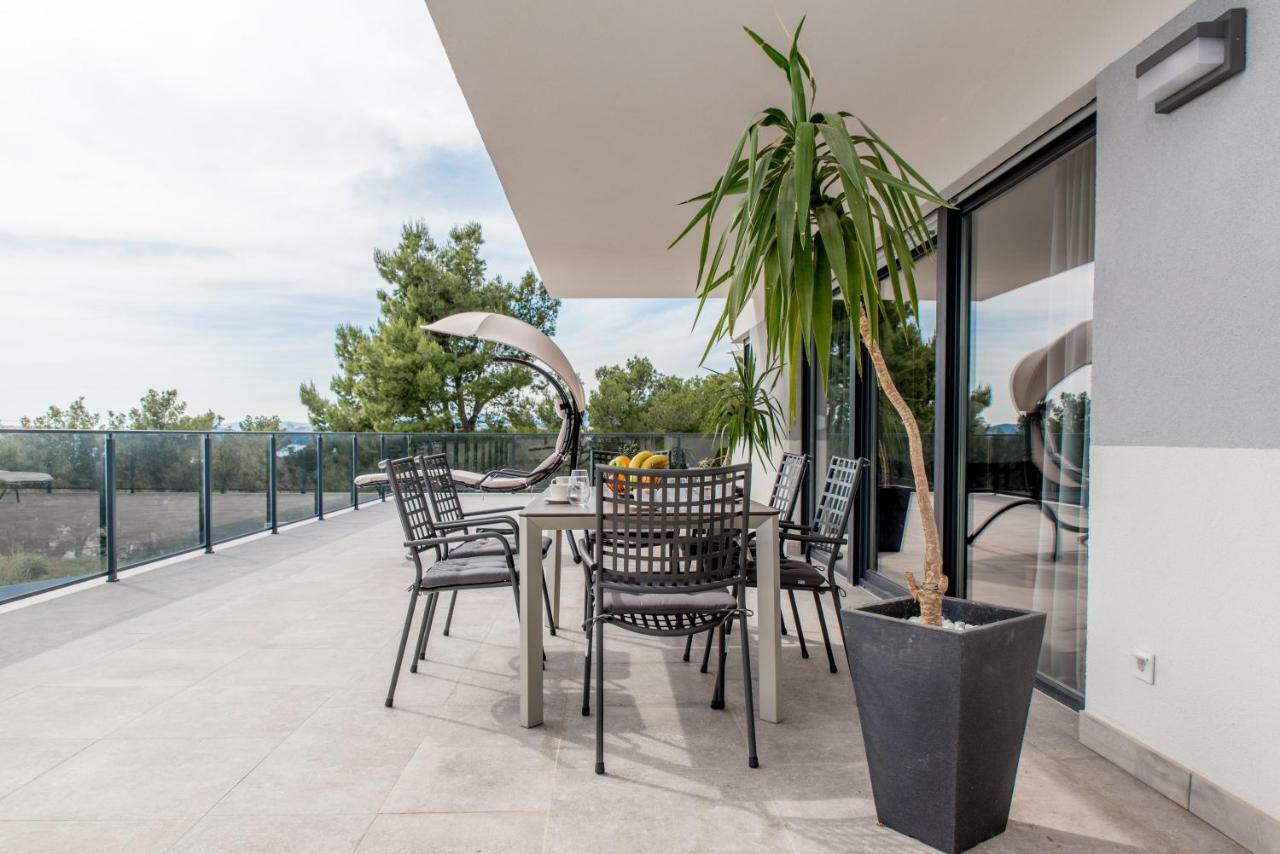 Lion'S Beach Apartment Podstrana Bagian luar foto